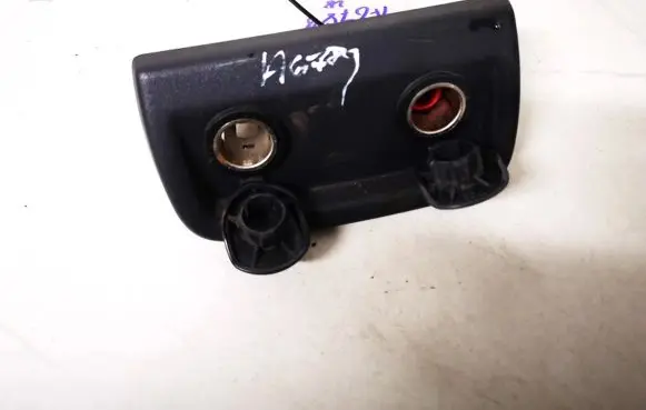 Renault Scenic II - Grand scenic II Cigarette lighter 8200232589