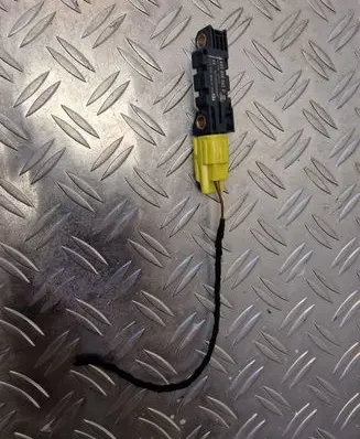Audi A8 S8 D3 4E Airbag deployment crash/impact sensor 4B0959643D