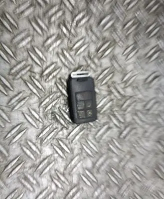 Volvo V70 Ignition key/card 