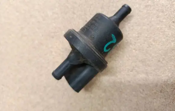 Skoda Fabia Mk1 (6Y) Valve vacuum 6Q0906517 0280142345