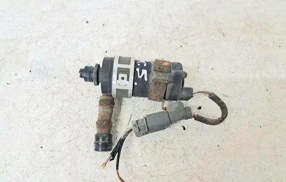 Honda FR-V Headlight washer pump 