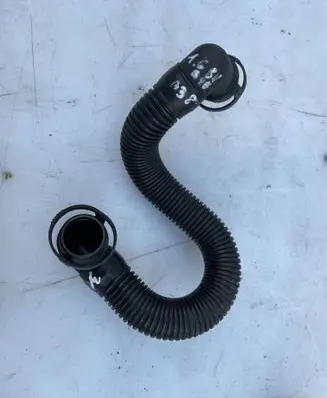 Audi A3 S3 8P Breather/breather pipe/hose 1K0131149C