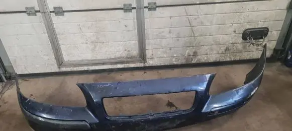 Volvo V70 Front bumper