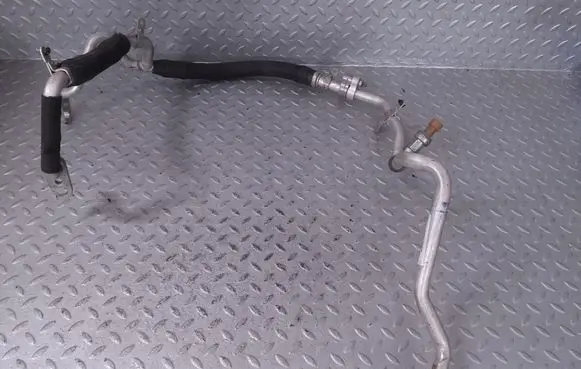 Chevrolet Volt I Air conditioning (A/C) pipe/hose 22863544 22863543