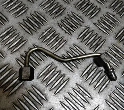 Mercedes-Benz E W213 Fuel line pipe 