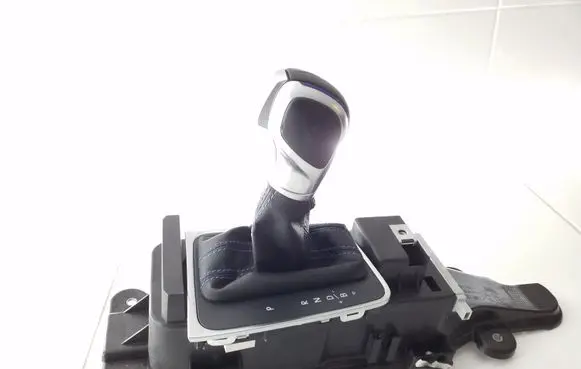 Volkswagen Golf VII Gear shifter/selector 5GE864761B 5GE713203