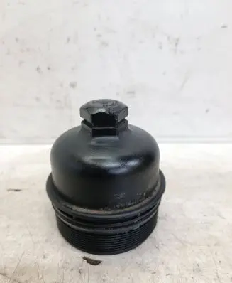Peugeot 508 Oil filter cover 