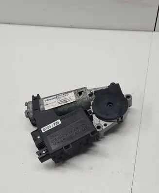 BMW 7 E38 Sunroof motor/actuator 8370810 115852