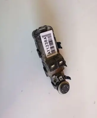 Peugeot 307 Electric window control switch 96769116