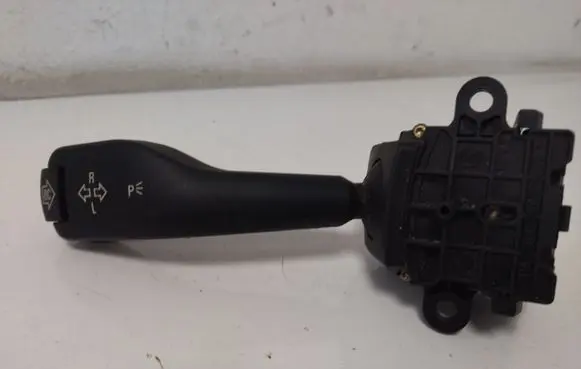 BMW 3 E36 Indicator stalk 8363668 01104010