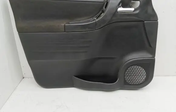 Opel Zafira A Front door card panel trim 90580201