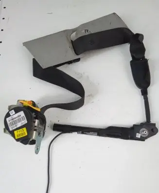 Chevrolet Orlando Front seatbelt 619668400A