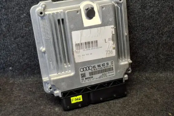 Audi A6 S6 C6 4F Engine control unit/module 03L906022SB 03L906022FG 0281016147
