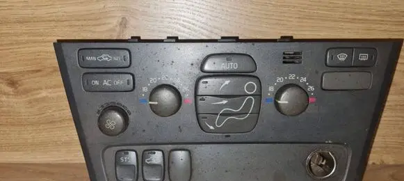 Volvo V70 Climate control unit
