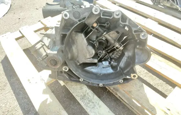 Peugeot 607 Manual 5 speed gearbox 20LE70