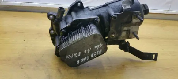 Oil filter mounting bracket