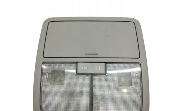 Toyota Avensis T270 Rear seat light 