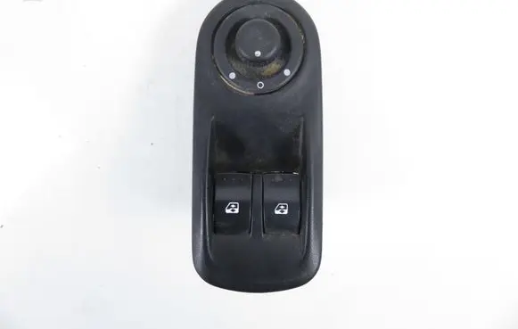 Renault Master II Electric window control switch 8200206602