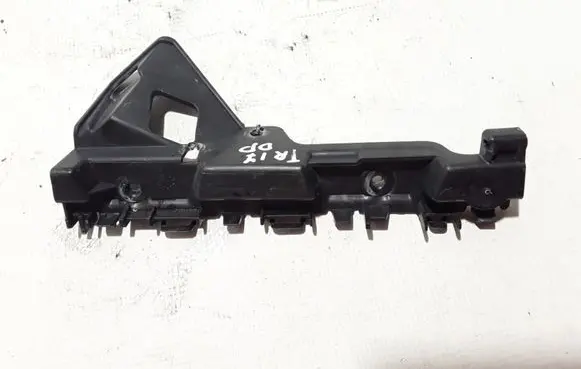 Renault Trafic III (X82) Front bumper mounting bracket 622202422R