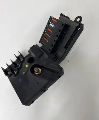 Mercedes-Benz E W211 Fuse module A2115461141