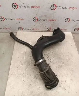 Opel Zafira B Intercooler hose/pipe 55561910 329788454