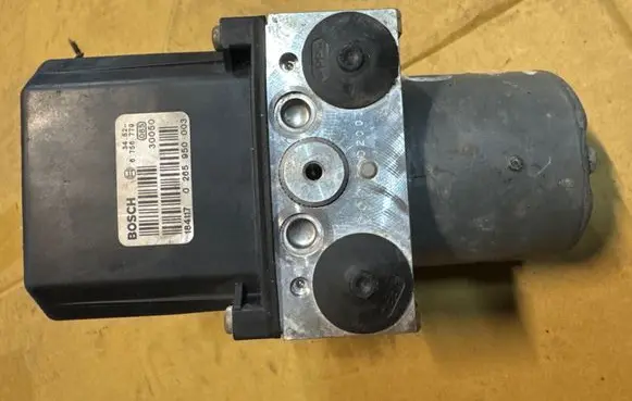 BMW 3 E46 ABS control unit/module 6756779 0265950003