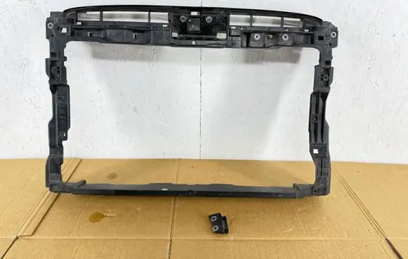 Volkswagen PASSAT B8 Radiator support slam panel 3G0805588AE