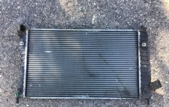 Saab 9-5 Coolant radiator 52488560 5193370