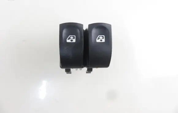 Renault Clio III Electric window control switch 702298