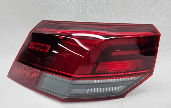 Volkswagen Golf VIII Rear/tail lights 5H0945095C