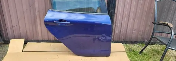 Peugeot 208 I Rear door 131313