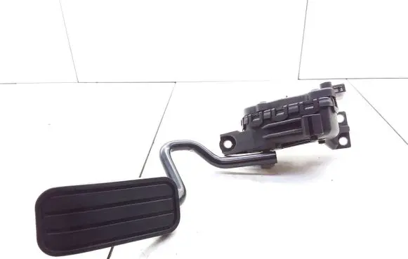 Ford Galaxy Accelerator throttle pedal 7M4721603D YM219F836GB