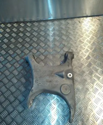 BMW 5 E60 E61 Rear upper control arm/wishbone 6755990