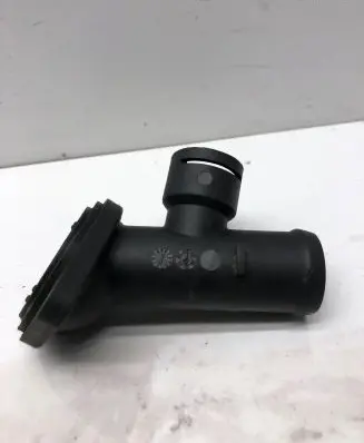 Volkswagen PASSAT B6 Thermostat housing 03G121121D