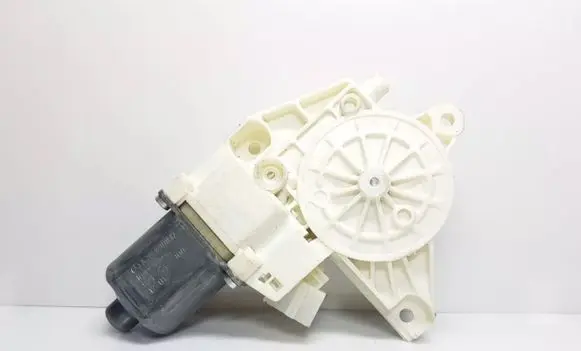 Mercedes-Benz C W204 Front door window regulator motor A2048200142