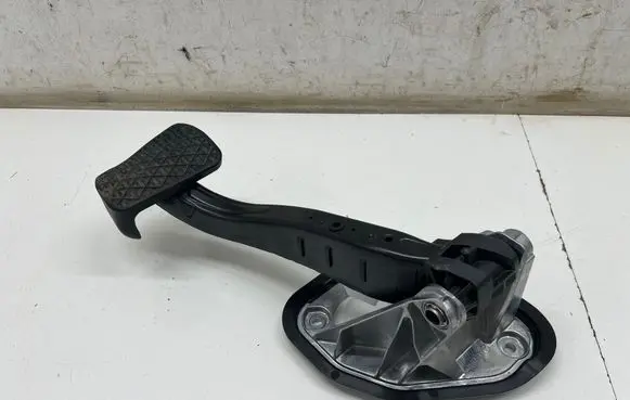 Mercedes-Benz EQE v295 Brake pedal A2972921400