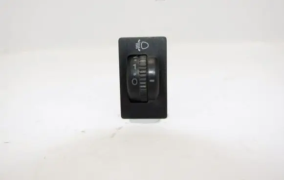 Toyota Avensis T220 Headlight level height control switch