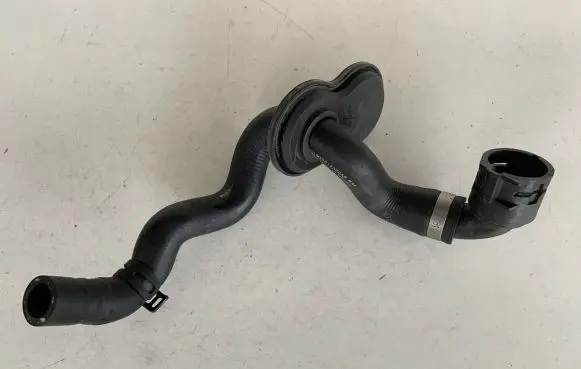 Audi A7 S7 4G Engine coolant pipe/hose 4G0819350AB 4G0819345K