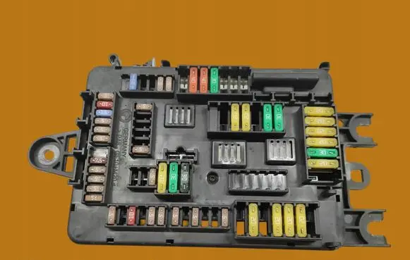 BMW 3 F30 F35 F31 Fuse box set 9389070