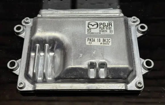 Mazda 3 Engine control unit/module ECU PGJR18881 PW3A188K2C E6T46073H