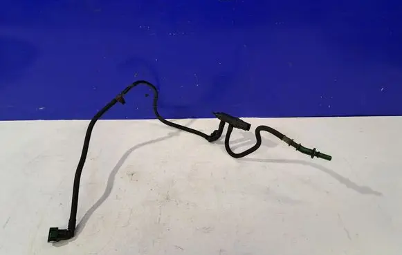 Volvo V50 Fuel line pipe 96356 92580