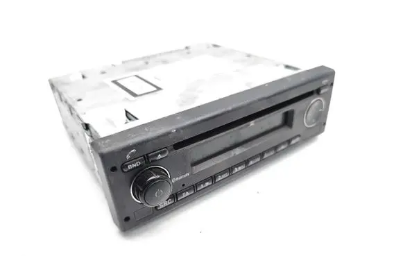 Iveco Daily 6th gen Radio/CD/DVD/GPS head unit 7620000097 815CM0097F0076242 E110R-046092