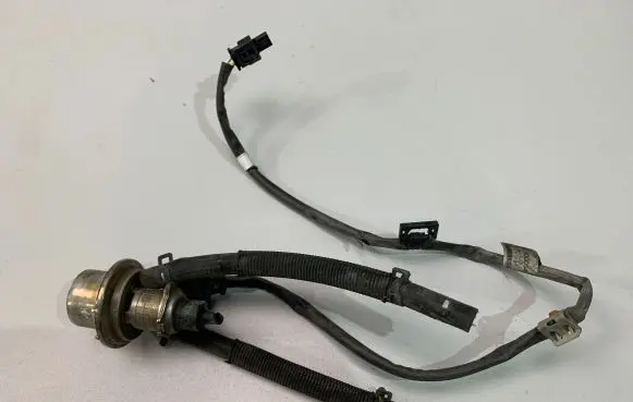 Mercedes-Benz GLC C253 AdBlue injector A0004901113