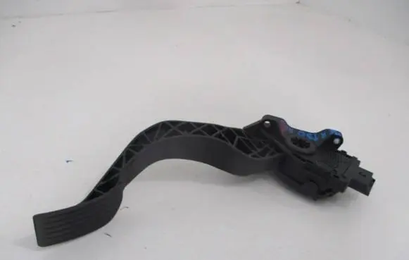 Citroen C4 I Picasso Accelerator throttle pedal 9671434080 0195984 6PV00994943