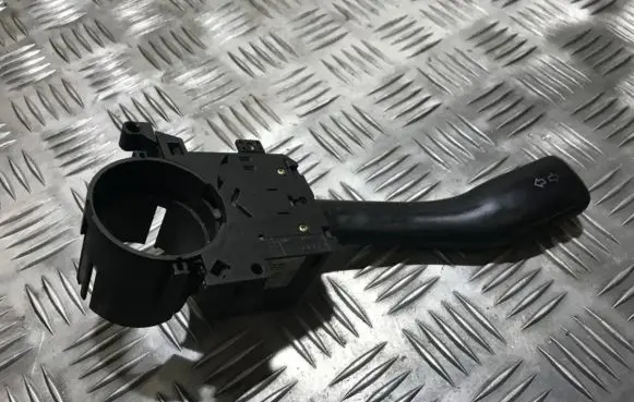Audi A3 S3 8L Indicator stalk 8l0953513 202705