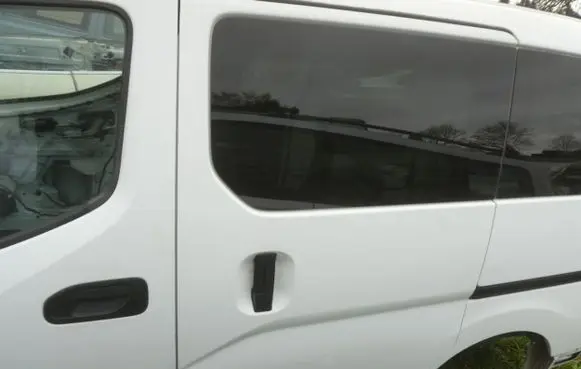 Nissan NV200 Rear door