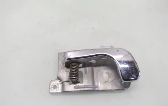 Mitsubishi Pajero Front door interior handle 