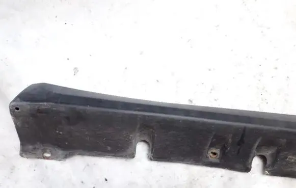 Mitsubishi Carisma Sill mb944