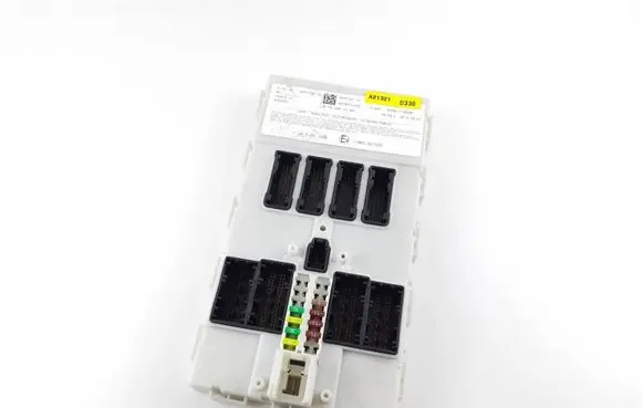 BMW M3 F80 Comfort/convenience module 8707750 61358707750