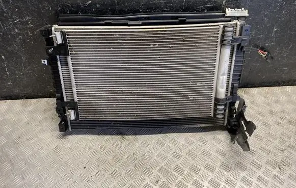 Opel Zafira Life Radiator set 9816746580